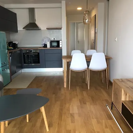 Three Little Birds Apartment Makarska