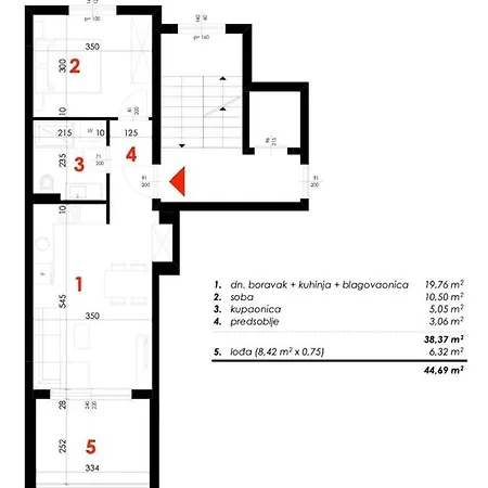 アパート Three Little Birds *