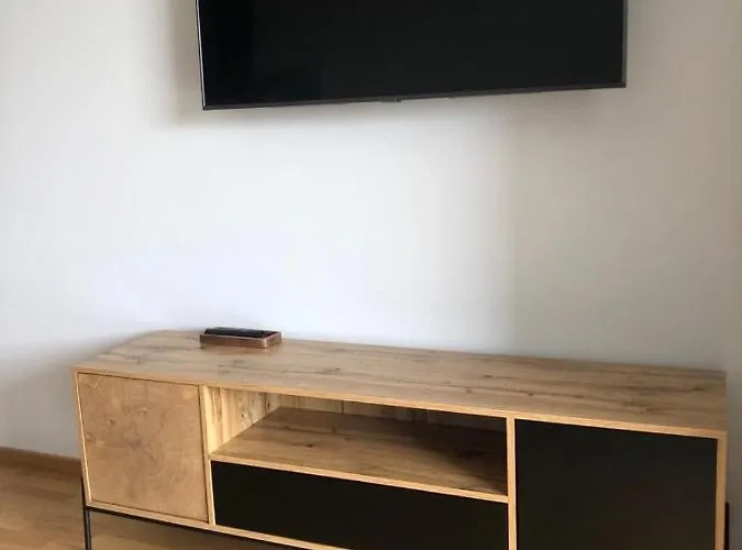 Three Little Birds Apartment *